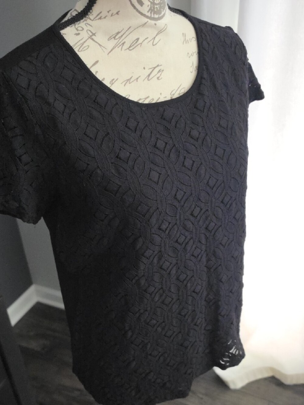 Market & Spruce 'Hans' Crochet Front Mixed Material Top View 5
